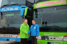 Hand in Hand in die Zukunft: FlixBus und MeinFernbus fusionieren